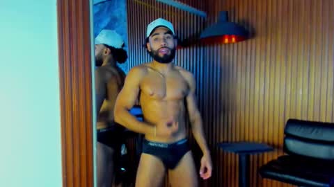 Snapshot of _luca_flame chatting on September 2025 01:07:02 AM _luca_flame online show from September 2025 01:07:02 AM