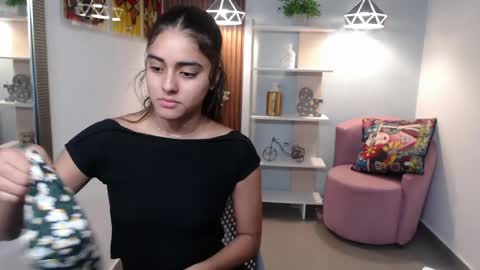 Snapshot of _lucy_grey chatting on June 2026 10:59:02 AM Lucy online show from June 2026 10:59:02 AM