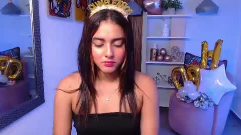 Snapshot of _lucy_grey chatting on June 2026 11:08:02 PM Lucy online show from June 2026 11:08:02 PM