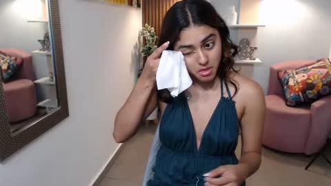 Snapshot of _lucy_grey chatting on June 2026 11:09:02 AM Lucy online show from June 2026 11:09:02 AM