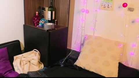 Lucy online show from December 2024 03:48:02 AM