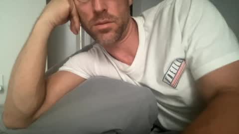 Snapshot of _lululeo_ chatting on August 2026 03:31:02 AM _lululeo_ online show from August 2026 03:31:02 AM