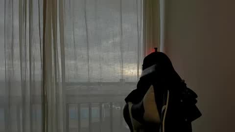 Snapshot of _lunaa__ chatting on February 2025 10:42:02 PM _lunaa__ online show from February 2025 10:42:02 PM