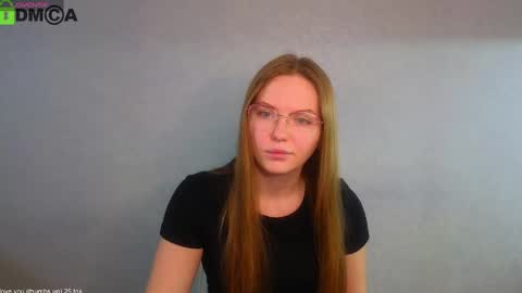 Snapshot of _lysafeta_ chatting on February 2025 08:18:02 AM Welcome guys  Pleasure to see you all here  My name is Lysafeta and MichaelaTip menu is active Private is open  online show from February 2025 08:18:02 AM