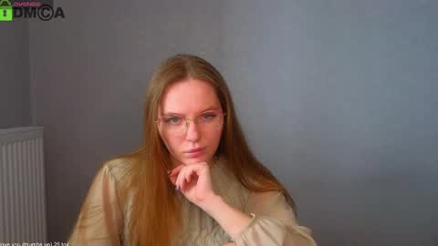 Snapshot of _lysafeta_ chatting on February 2025 10:04:01 AM Welcome guys  Pleasure to see you all here  My name is Lysafeta and MichaelaTip menu is active Private is open  online show from February 2025 10:04:01 AM