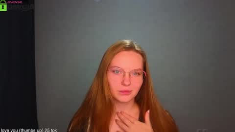 Snapshot of _lysafeta_ chatting on September 2025 06:24:02 PM Welcome guys  Pleasure to see you all here  My name is Lysafeta and MichaelaTip menu is active Private is open  online show from September 2025 06:24:02 PM