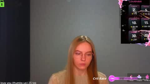 Snapshot of _lysafeta_ chatting on October 2025 08:33:02 AM Welcome guys  Pleasure to see you all here  My name is Lysafeta and MichaelaTip menu is active Private is open  online show from October 2025 08:33:02 AM