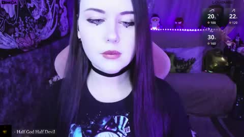 Mia online show from February 2026 06:23:01 PM