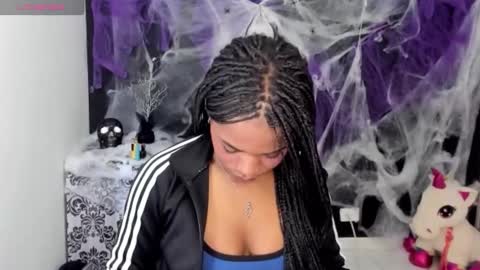 MARCELA online show from October 2025 04:30:01 PM