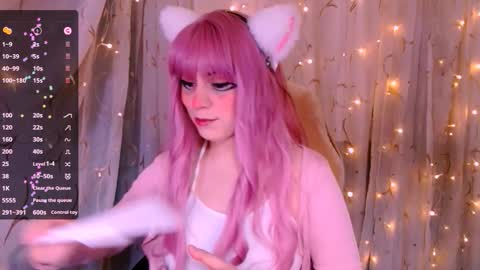 Kira online show from October 2025 08:48:01 AM