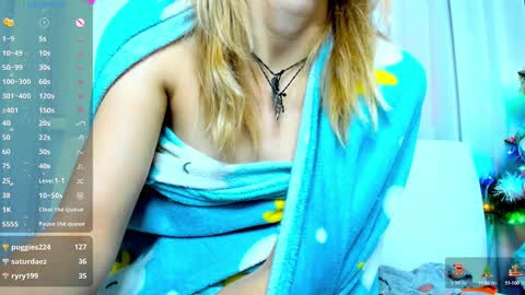 Snapshot of _mari_so chatting on January 2025 07:51:02 AM Scarlett online show from January 2025 07:51:02 AM