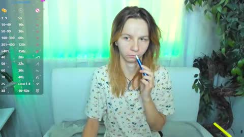 Snapshot of _mari_so chatting on September 2025 06:27:02 AM Scarlett online show from September 2025 06:27:02 AM