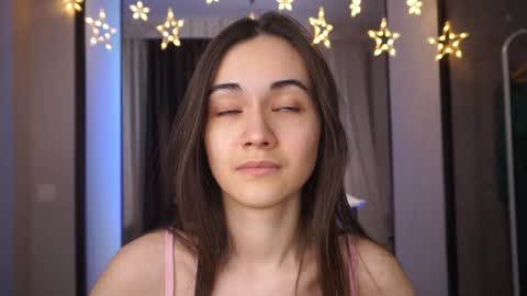  Gwen  online show from December 2024 12:12:01 AM