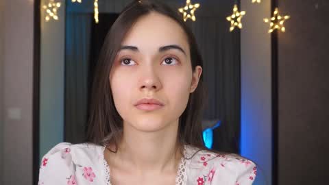  Gwen  online show from December 2024 09:28:02 PM