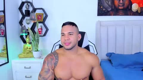 Snapshot of _matthew_santos_ chatting on October 2025 08:43:02 PM _matthew_santos_ online show from October 2025 08:43:02 PM