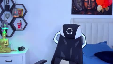 _matthew_santos_ online show from November 2025 10:43:02 PM