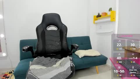 Snapshot of _megganjobs chatting on December 2025 12:01:02 PM Juli online show from December 2025 12:01:02 PM