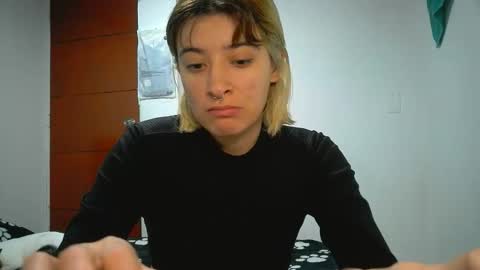 Snapshot of _mia_foster1 chatting on May 2026 06:49:01 PM Mia-foster online show from May 2026 06:49:01 PM