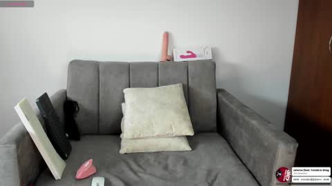 Mila online show from December 2024 09:02:01 PM