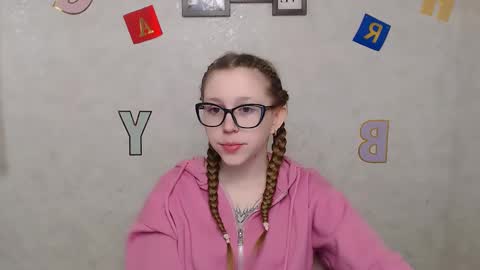 Snapshot of _miraterri_ chatting on February 2025 11:35:02 AM Mira online show from February 2025 11:35:02 AM