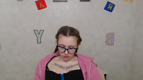 Snapshot of _miraterri_ chatting on February 2025 02:52:01 PM Mira online show from February 2025 02:52:01 PM