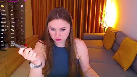 Mia online show from February 2025 12:33:01 PM