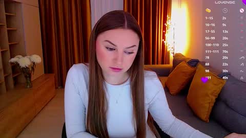 Mia online show from October 2025 06:30:01 AM