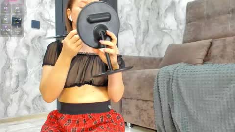 Snapshot of _miss_strawberry_ chatting on February 2026 05:33:02 AM Sofia birthday october 29 online show from February 2026 05:33:02 AM