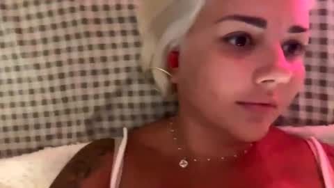 Snapshot of _morpho_ chatting on January 2025 10:39:02 AM Francine Aisi Morpho - a genus of blue butterflies. online show from January 2025 10:39:02 AM