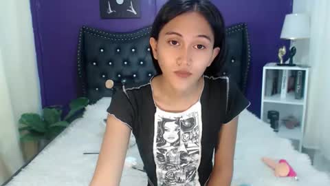 Snapshot of _nakedsabrina chatting on April 2026 05:10:02 AM jenny claire online show from April 2026 05:10:02 AM