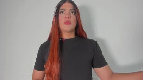 Snapshot of _naomi_fox chatting on February 2025 09:06:02 PM shantall online show from February 2025 09:06:02 PM