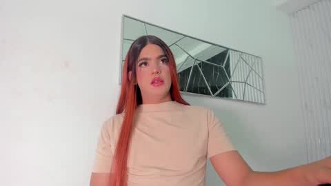 Snapshot of _naomi_fox chatting on February 2025 09:44:02 PM shantall online show from February 2025 09:44:02 PM