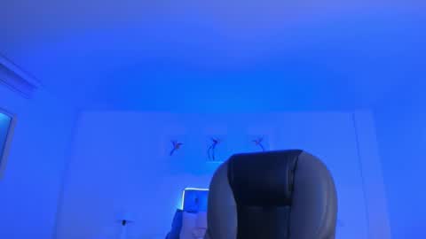 Natalie online show from November 2025 03:07:01 AM