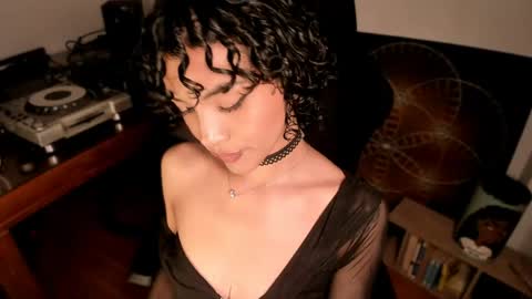 Nati - Independ model online show from June 2026 03:24:02 AM