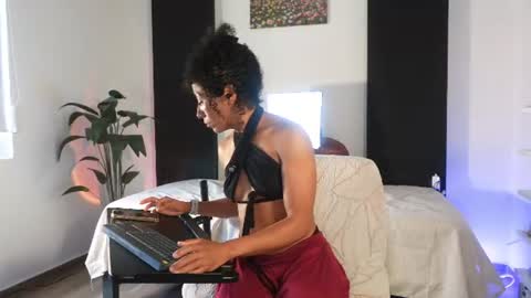 Snapshot of _nayra_ chatting on August 2026 02:41:02 PM _nayra_ online show from August 2026 02:41:02 PM