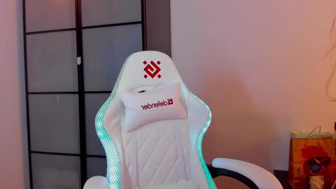 Mia with a big heart  online show from January 2025 03:26:02 AM