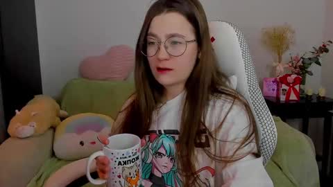 Mia with a big heart  online show from March 2025 02:57:02 AM