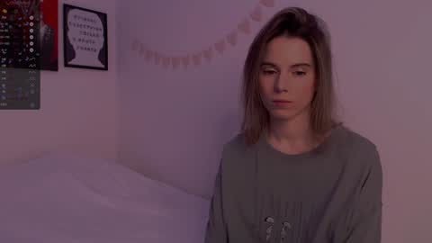 Snapshot of _ni_kiss chatting on December 2024 11:27:02 PM Nika online show from December 2024 11:27:02 PM