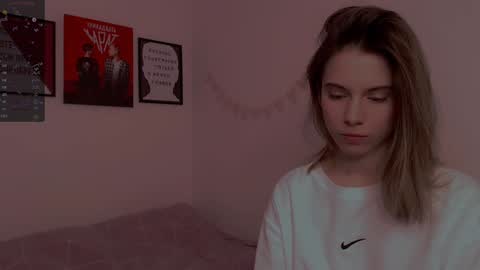 Snapshot of _ni_kiss chatting on January 2025 12:27:02 AM Nika online show from January 2025 12:27:02 AM