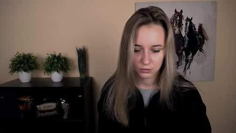 Snapshot of _nicole_new chatting on February 2026 11:14:01 AM Nica online show from February 2026 11:14:01 AM