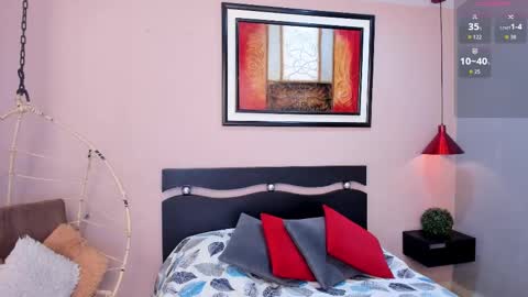   online show from October 2025 12:01:02 PM