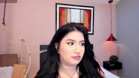   online show from November 2025 12:07:01 PM