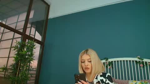 Snapshot of _parishill chatting on November 2025 05:09:02 AM Alisa online show from November 2025 05:09:02 AM