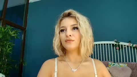 Snapshot of _parishill chatting on November 2025 05:13:02 AM Alisa online show from November 2025 05:13:02 AM