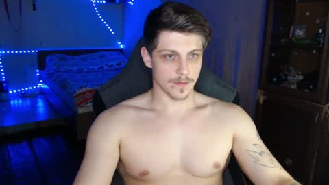 Snapshot of _purrari chatting on December 2024 10:11:02 PM Vampire online show from December 2024 10:11:02 PM