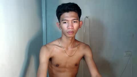 Snapshot of _rellvanxx chatting on November 2025 10:43:02 PM _rellvanxx online show from November 2025 10:43:02 PM