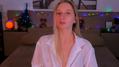 I am Rina online show from December 2024 12:45:01 PM