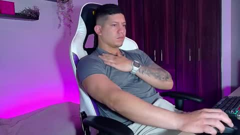 Roberto online show from October 2025 09:20:01 AM