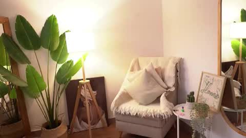 Samy. online show from October 2025 02:18:02 PM