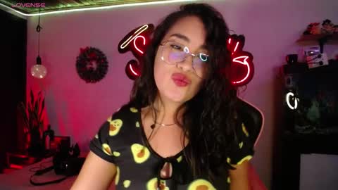 Snapshot of _santalove_ chatting on December 2024 04:51:02 AM SantaLove online show from December 2024 04:51:02 AM